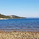 Alenka By The Sea דירה