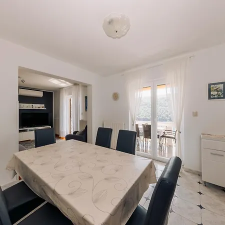 Appartement Alenka By The Sea