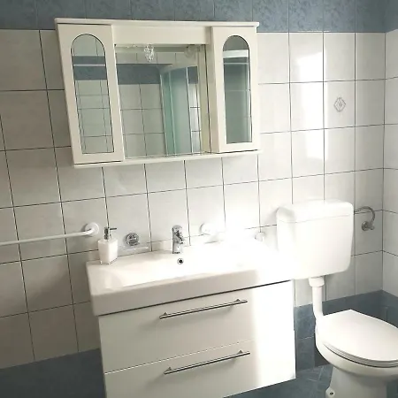 Alenka Apartment *